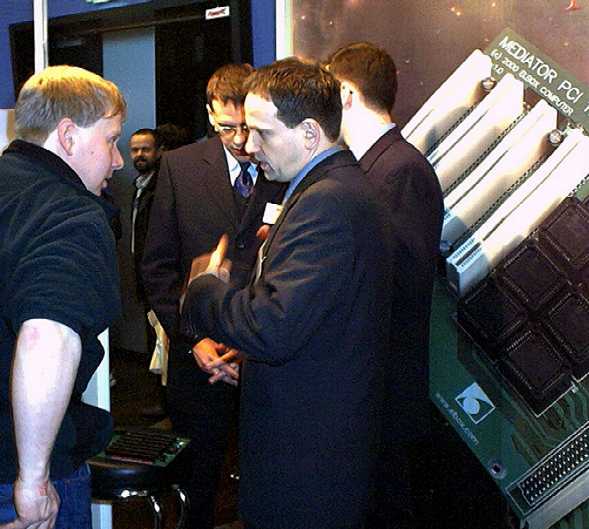 13_stand.jpg, 39562 bytes, 00-12-11